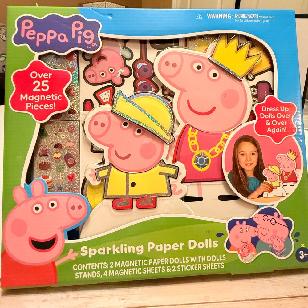 Peppa Pig Sparkling Paper Dolls Kids OS Multicolor NEW Magnetic Dress Up